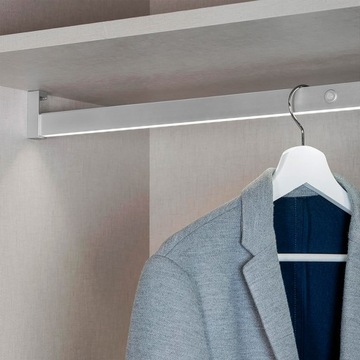 Светодиодная планка для гардероба POLUX 708MM, датчик EMUCA