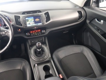Kia Sportage III SUV 2.0 CRDi 136KM 2013 Kia Sportage 2.0 CRDi, 4X4, Skóra, Navi, Xenon, zdjęcie 7