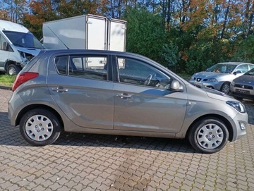 Hyundai i20 I Hatchback 5d Facelifting 1.2 DOHC 85KM 2012 Hyundai i20 1.2 PROSTA benzyna KLIMATYZACJA stan idealny BEZ rdzy 1.2 86KM, zdjęcie 20