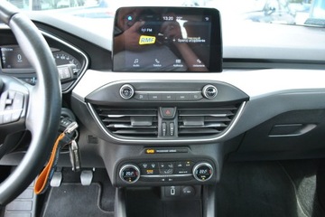 Ford Focus IV Hatchback 1.5 EcoBlue 95KM 2019 Ford Focus TrendEdition 1,5 EcoBlue 95KM ASO Gwar, zdjęcie 19