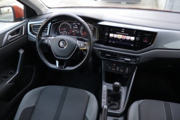 Volkswagen Polo VI Hatchback 5d 1.0 TSI 95KM 2018 VW Polo 1.0 TSI, Salon Polska, 1. Właściciel, zdjęcie 6