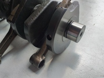 WAŁ KORBOWY KORBOWODY PANEWKI KAWASAKI ZXR 750