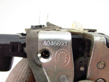 TOYOTA LAND CRUISER 120 ZÁMEK DVEŘE LEVÝ PŘEDNÍ EVROPA 02-09R
