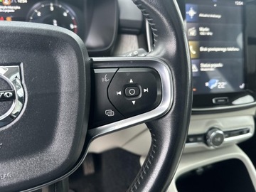 Volvo XC40 Crossover 2.0 D3 150KM 2019 Volvo XC 40 D3 2.0d 150KM Inscription / Hak Kamera, zdjęcie 26