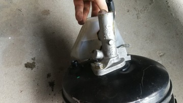 ТОРМОЗНОЙ ЦИЛИНДР СЕРВОСЕРВО MERCEDES W126 R129 SEC