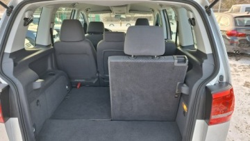 Volkswagen Touran II 1.6 TDI 105KM 2010 Volkswagen Touran 7 Miejsc, zdjęcie 14