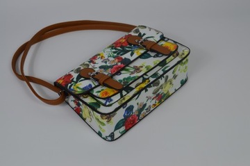 ЖЕНСКАЯ СУМКА НА ПЛЕЧЕ, ЦВЕТОЧНЫЙ МОТИВ