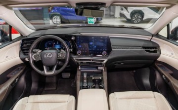 Lexus RX V 2.5 450h+ 309KM 2025 Lexus RX 450h Omotenashi PLUG-IN 2.5 Hybryda Plug-in 309KM, zdjęcie 5