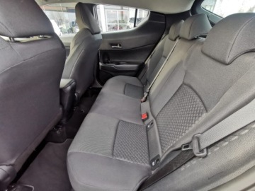 Toyota C-HR I Crossover Facelifting 1.8 Hybrid 122KM 2020 Toyota C-HR 1.8 Hybrid GPF Comfort 1.8 Hybrid GPF, zdjęcie 12