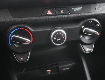 Kia Stonic I Crossover Facelifting 1.2 DPI 84KM 2021 Kia Stonic 1.2 DPI, Salon Polska, 1. Właściciel, zdjęcie 11