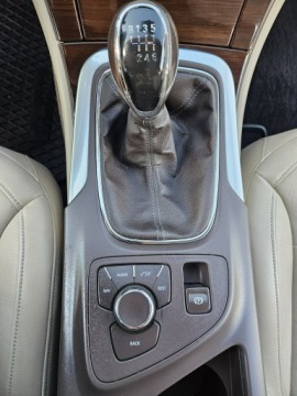 Opel Insignia I Sports Tourer 2.0 Turbo ECOTEC 220KM 2012 Opel Insignia Opłacona Zadbana Serwisowana, zdjęcie 13