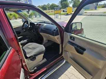 Nissan Terrano II 2004 Nissan Terrano 3.0 153 km klima, 4x4, reduktor, zdjęcie 9