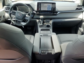 Toyota Sienna III 2024 Toyota Sienna Limited 2024 2.5l 2.5 Hybryda 245KM, zdjęcie 8