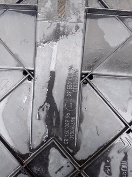 КРЫШКА ДВИГАТЕЛЯ C4 PICASSO, БАМПЕР