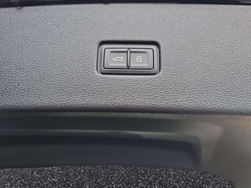 Audi Q8 SUV 3.0 45 TDI 231KM 2025 Audi Q8 kamery 360, head up, hak, matrixy, aktywny tempomat 3.0 Diesel, zdjęcie 29