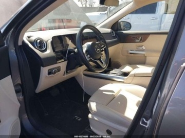 Mercedes GLA II 2023 Mercedes-Benz GLA 2023r., 2.0L 2.0 Benzyna 221KM, zdjęcie 8