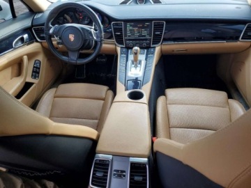 Porsche Panamera I Limuzyna Facelifting 3.6 310KM 2015 Porsche Panamera 2 2015 3.6 Benzyna 310KM, zdjęcie 8