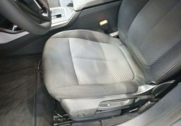BMW Seria 1 F70 2024 BMW Seria 1 i 140 KM Automat Advantage LED Promocyjne finansowanie, zdjęcie 13
