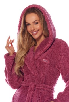 КОРОТКИЙ ТЕПЛЫЙ ПУХОВЫЙ ХАЛАТ ЖЕНСКИЙ БАНА М