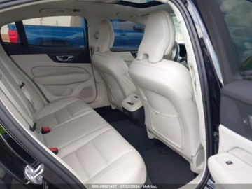 Volvo 2019 Volvo S60 2019 Volvo S60 T6 AWD Momentum 2.0 Benzyna 316KM, zdjęcie 7