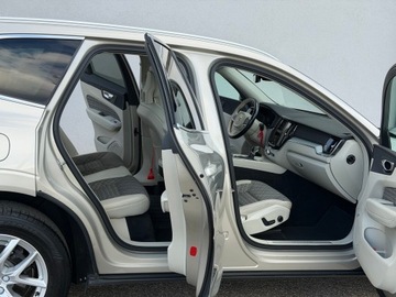 Volvo XC60 II Crossover D4 190KM 2018 VOLVO XC60 D4 POLESTAR | PANORAMA | FULL LED | FAKTURA VAT 23%, zdjęcie 5