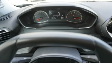 Peugeot 2008 II SUV 1.2 PureTech 100KM 2021 Peugeot 2008 2021 Rok Bogate wyposażenie, zdjęcie 25