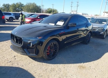 Maserati Levante 2022 Maserati Levante 2022r., Base, 3L, od ubezpieczalni 3.0 Benzyna 580KM, zdjęcie 1