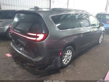 Chrysler Pacifica II 2022 Chrysler Pacifica Touring L 2022 3.6l 3.6 Benzyna 287KM, zdjęcie 5