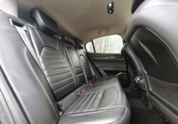 Alfa Romeo Stelvio SUV 2.0 Turbo 280KM 2017 Alfa Romeo Stelvio Executive Q4, Podgrzewane fotele, Kamera cofania, GPS,, zdjęcie 7