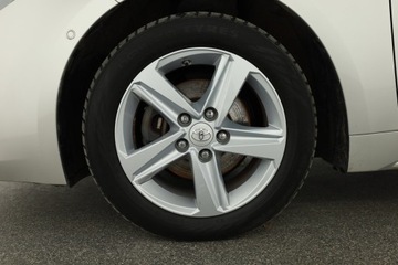 Toyota Corolla XII TS Kombi 1.8 Hybrid 122KM 2020 Toyota Corolla 1.8 Hybrid, Automat, Navi, Xenon, zdjęcie 18