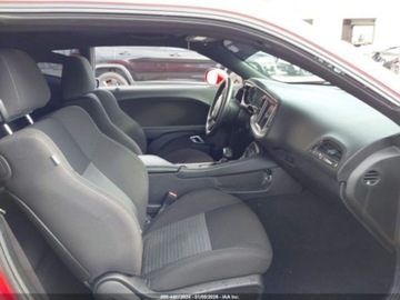 Dodge Challenger III 2022 Dodge Challenger RT 2022 5.7 Benzyna 372KM, zdjęcie 9