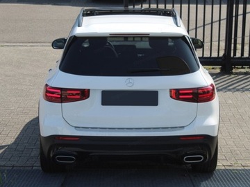 Mercedes GLB SUV Facelifting 2.0 220 190KM 2025 MERCEDES-BENZ GLB 220 4-Matic AMG Line 2.0 (190KM) 2025, zdjęcie 1