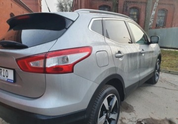 Nissan Qashqai II Crossover 1.2 DIG-T 115KM 2015 Nissan Qashqai Panorama Kamera 360 Hands Free GetHelp 1.2 Benzyna, zdjęcie 3