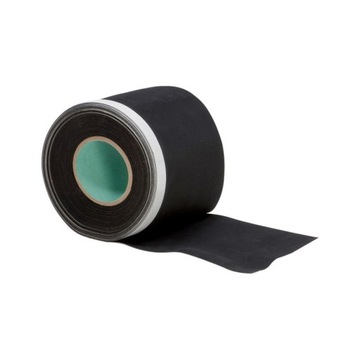 Мембранный фартук из EPDM 200 мм с полоской из БУТИЛА, полностью водонепроницаемый.