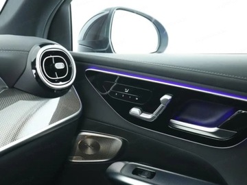 Mercedes GLC C254/X254 2025 GLC Coupe 200 d 4-Matic AMG Line 2.0 (163KM) 2025, zdjęcie 12