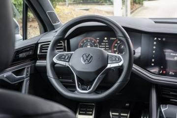 Volkswagen Touareg III SUV Facelifting 3.0 V6 TSI 340KM 2024 Volkswagen Touareg R-Line 3.0 V6 TFSI 4Motion, zdjęcie 24