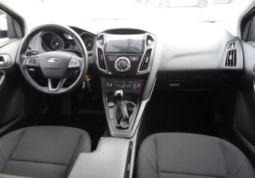 Ford Focus III Kombi Facelifting 1.0 EcoBoost 100KM 2015 Ford Focus 1.0BENZ Bezwypoadkowy Oplacony Super Stan Benzyna 100KM, zdjęcie 15