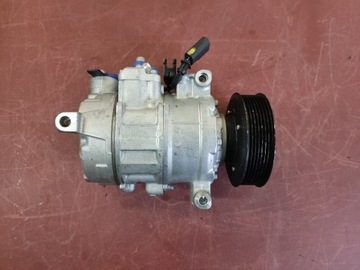 Компрессор компрессора кондиционера Audi 4H0260805J