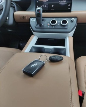 Land Rover Defender IV (L663) Hard Top 90 3.0D R6 250KM 2024 Land Rover Defender MY25 3.0D I6 250 PS AWD Auto X-Dynamic HSE 110 3.0, zdjęcie 28