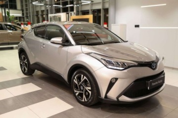 Toyota C-HR I Crossover Facelifting 1.8 Hybrid 122KM 2022 Toyota C-HR 1.8 Hybrid Style 1.8 Hybryda 122KM, zdjęcie 2