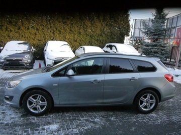 Opel Astra J Sports Tourer Facelifting 1.6 CDTI ecoFLEX 110KM 2015 Opel Astra 1.6 Salon Polska stan b.dobry Gwarancja, zdjęcie 9