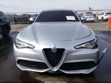Alfa Romeo Giulia II Sedan 2.0 TBi 280KM 2017 Alfa Romeo Giulia 2017 Alfa Romeo Giulia AWD 2.0 Benzyna 280KM, zdjęcie 1