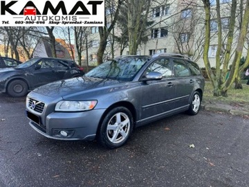 Volvo V50 1.6 D2 115KM 2011 Volvo V50 Volvo V50 1,6 Diesel Summum FV 23 Zamiana 1.6 Diesel 115KM