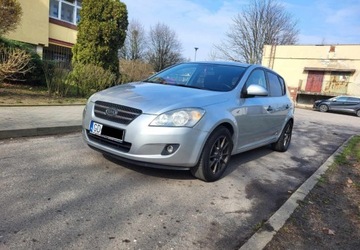 Kia Ceed I Hatchback 1.4 109KM 2008 Kia Ceed Kia Ceed 1,4 Niski Przebieg Bogata We...