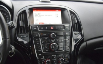 Opel Astra J OPC 2.0 Turbo ECOTEC 280KM 2015 Opel Astra OPC 2.0T Super Stan Niski Przebieg 2.0 Benzyna 280KM, zdjęcie 28