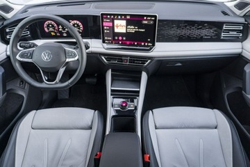 Volkswagen Tiguan II SUV Facelifting 1.5 TSI 150KM 2024 Volkswagen Tiguan Elegance 1.5 TSI 150 KM DSG,, zdjęcie 14