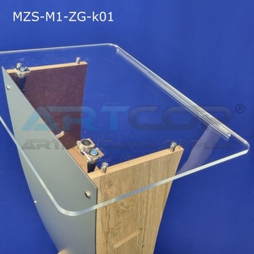 Mównica ze sklejki i plexi + gniazda XLR i USB, laminowana na jasne drewno