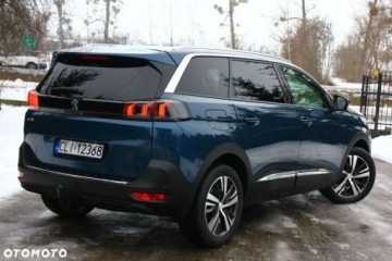 Peugeot 5008 II Crossover Facelifting 1.5 BlueHDi 130KM 2022 Peugeot 5008 Peugeot 5008 1.5 BlueHDi Allure SampS EAT8 1.5 Diesel 130KM, zdjęcie 9