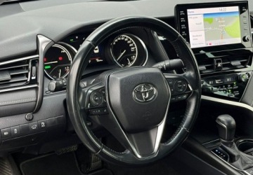 Toyota Camry IX Sedan 2.5 Hybrid Dynamic Force 218KM 2021 Toyota Camry Salon Polska Automat Navi Kamera Led 1 Wlasciciel FV23, zdjęcie 17