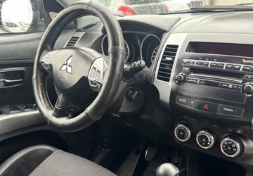 Mitsubishi Outlander II 2.0 DID DOHC 140KM 2009 Mitsubishi Outlander 4x4 7 osobowy 2.0 Diesel 140KM, zdjęcie 11